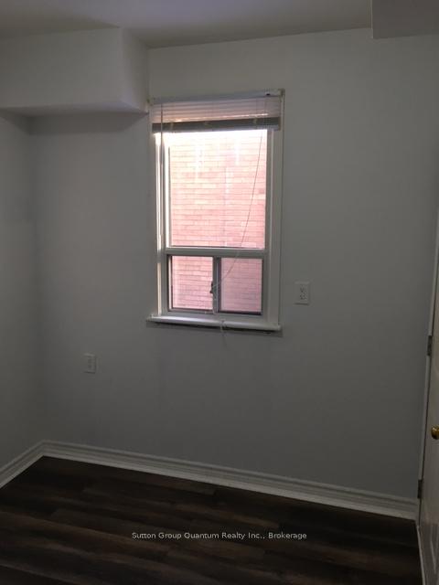 Photo 54 of 992 Montclair Avenue, Hamilton, Delta — HOMEH