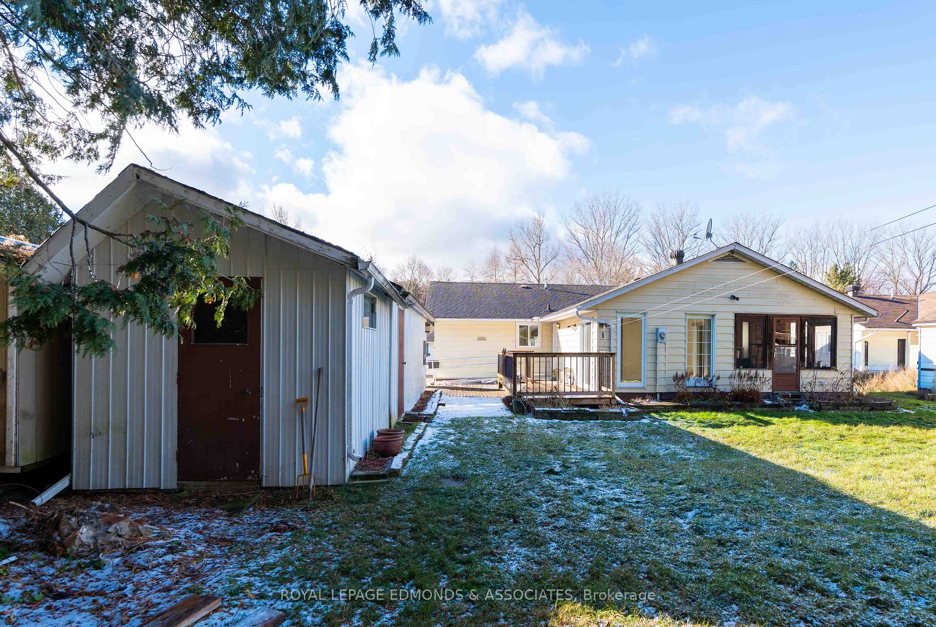 Photo 3 of 57 Beach Avenue, Deep River — HOMEH