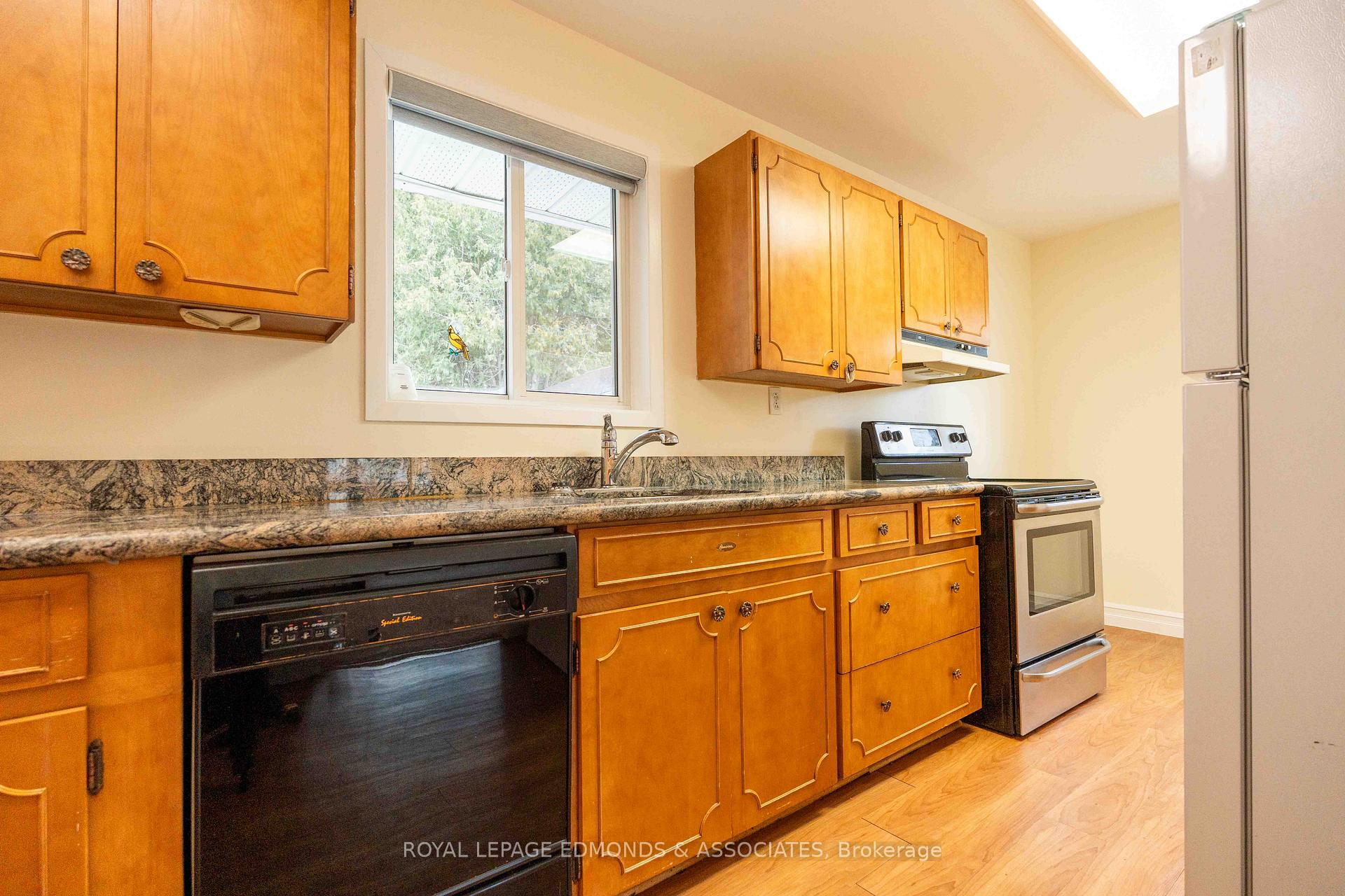 Photo 10 of 57 Beach Avenue, Deep River — HOMEH