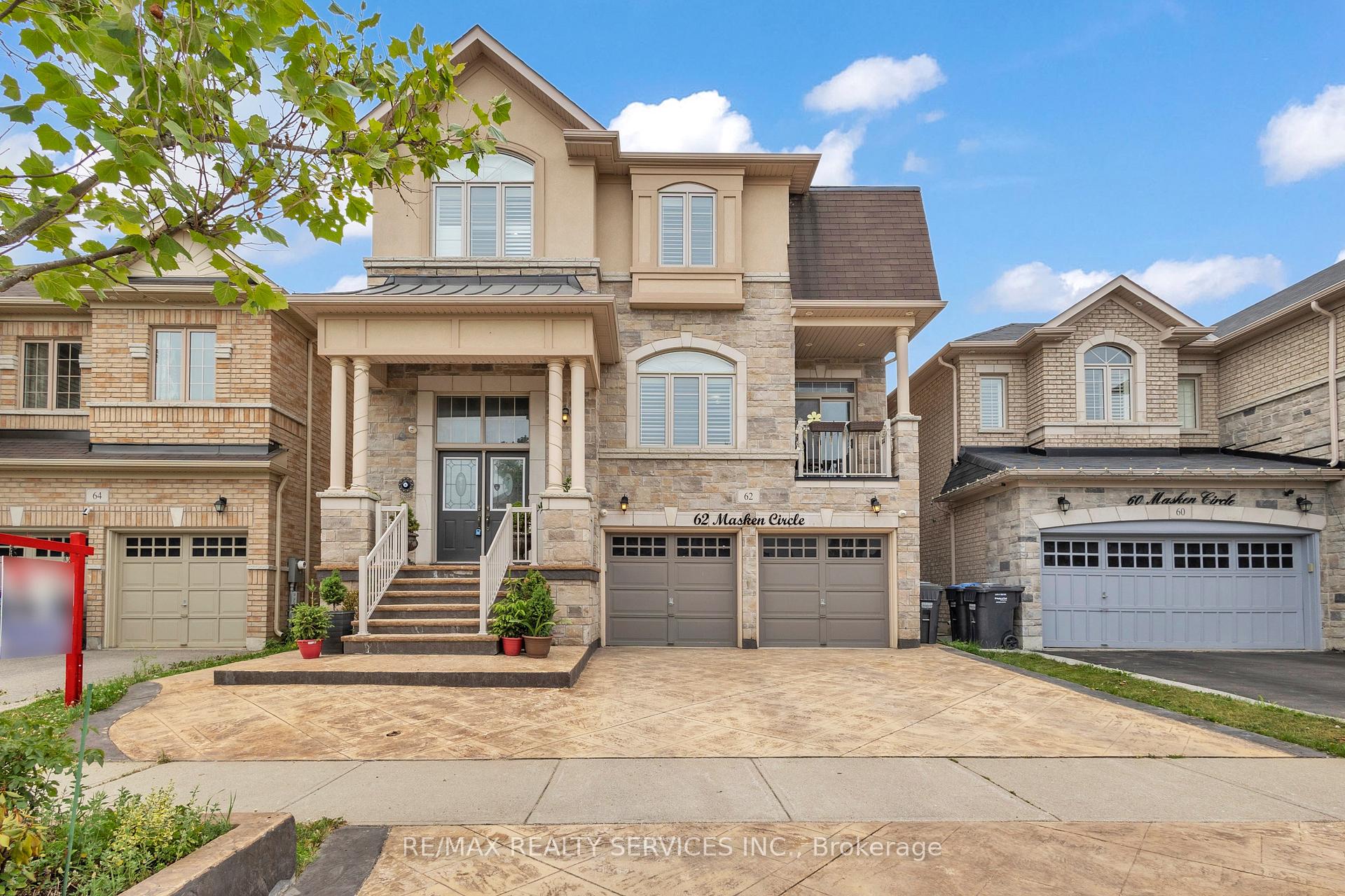 Front of 62 Masken Circle