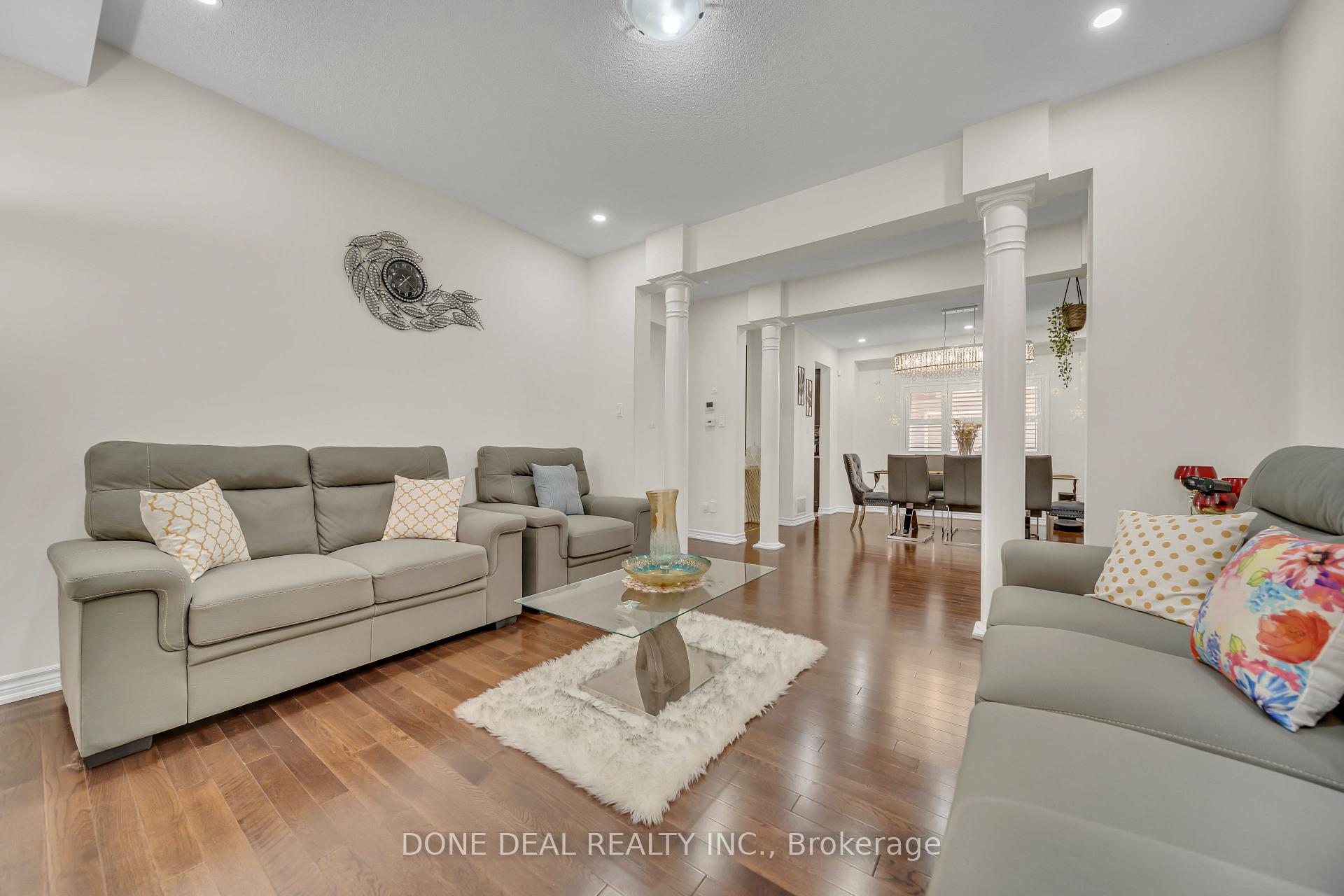Photo 22 of 10 Lola Crescent, Brampton, Northwest Brampton — HOMEH