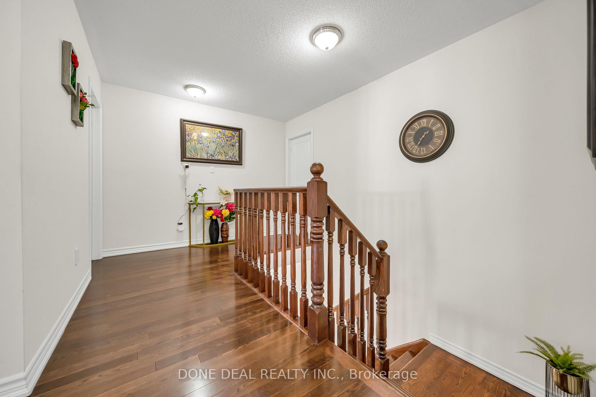 Photo 40 of 10 Lola Crescent, Brampton, Northwest Brampton — HOMEH