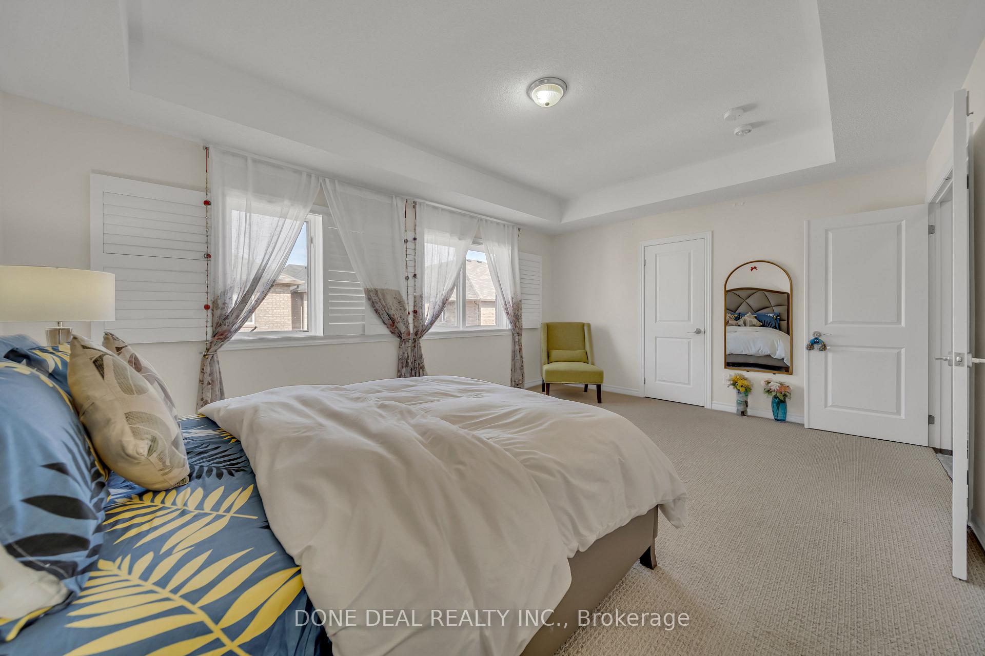 Photo 8 of 10 Lola Crescent, Brampton, Northwest Brampton — HOMEH