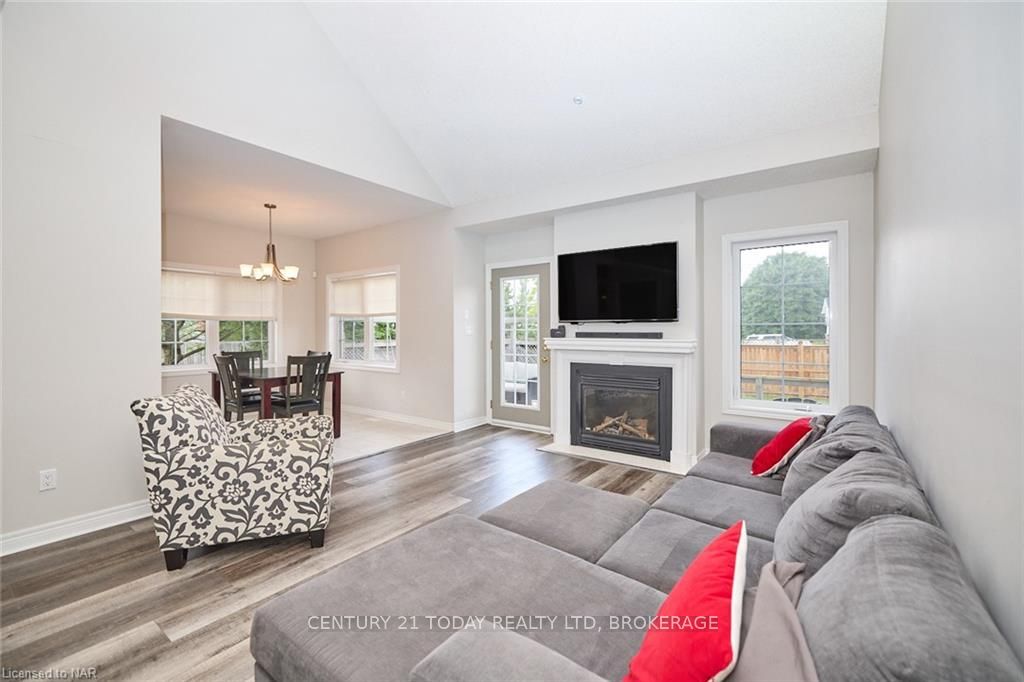 Photo 14 of 1 Addison Drive, St. Catharines, Rykert/Vansickle — HOMEH