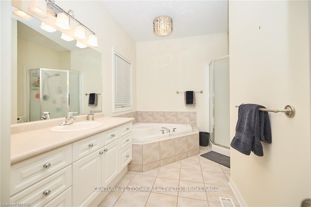 Photo 19 of 1 Addison Drive, St. Catharines, Rykert/Vansickle — HOMEH