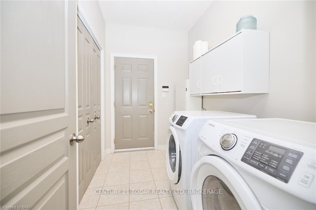 Photo 20 of 1 Addison Drive, St. Catharines, Rykert/Vansickle — HOMEH