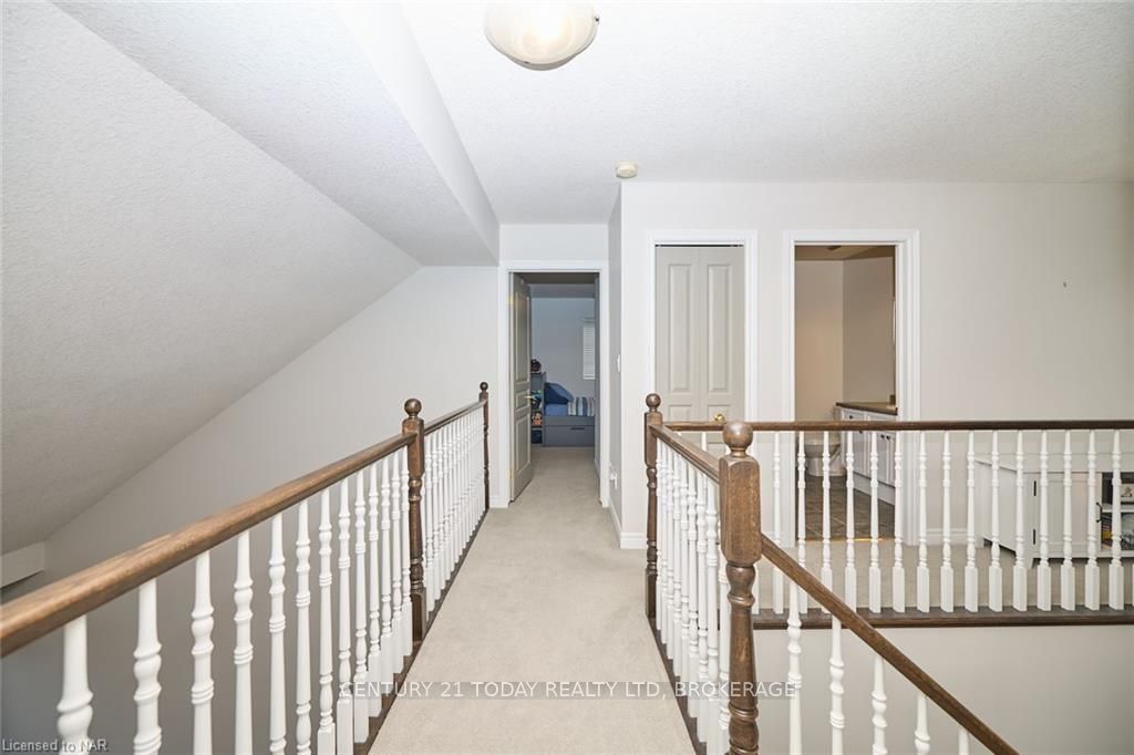 Photo 21 of 1 Addison Drive, St. Catharines, Rykert/Vansickle — HOMEH