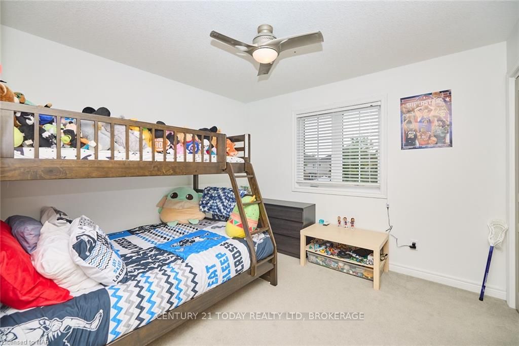 Photo 24 of 1 Addison Drive, St. Catharines, Rykert/Vansickle — HOMEH