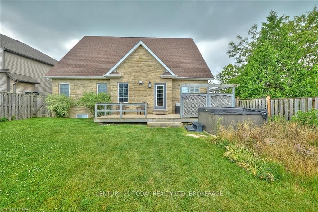 Photo 39 of 1 Addison Drive, St. Catharines, Rykert/Vansickle — HOMEH