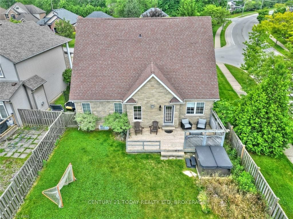Photo 41 of 1 Addison Drive, St. Catharines, Rykert/Vansickle — HOMEH