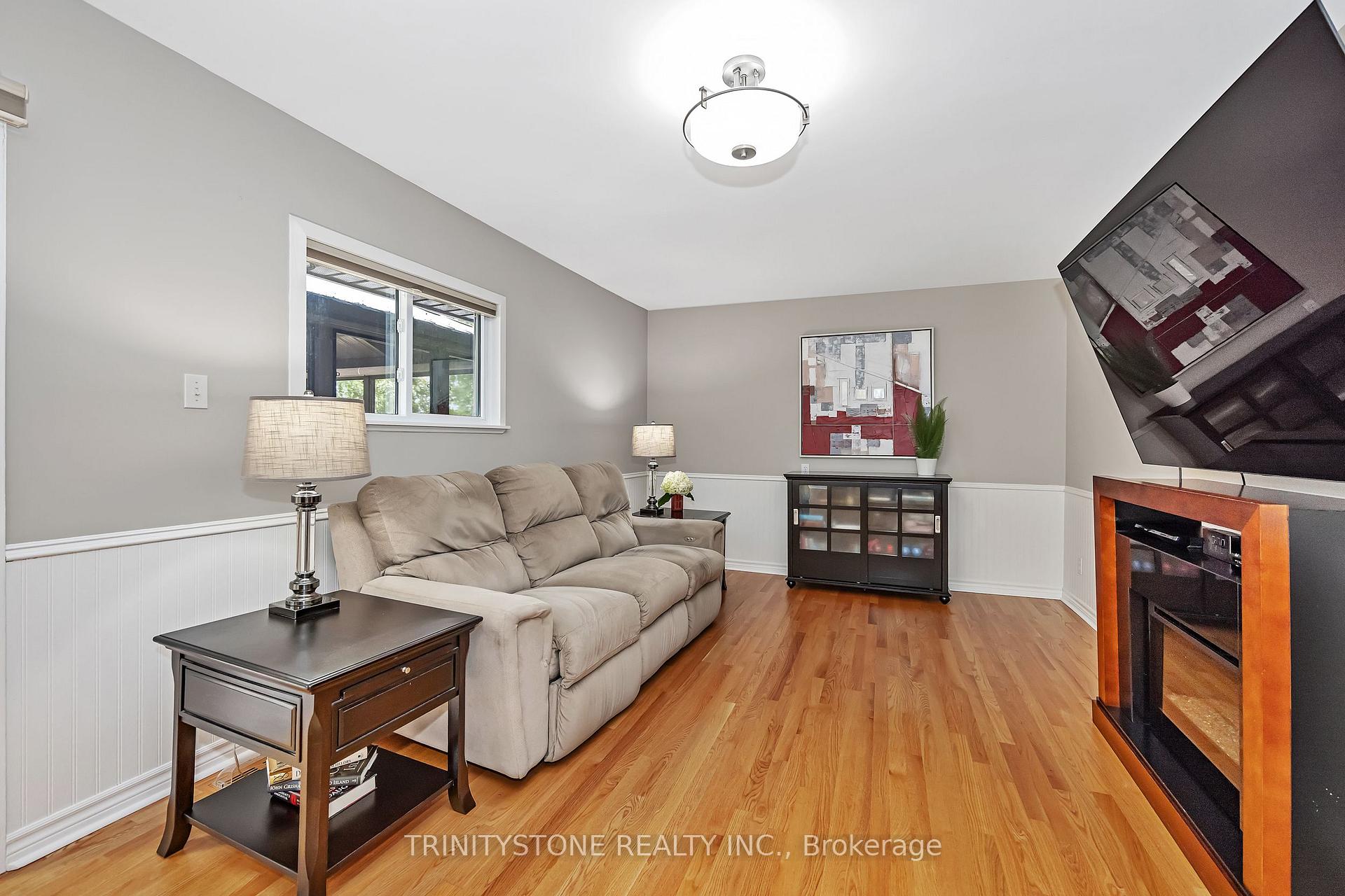 Photo 20 of 23 Mohawk Crescent, Ottawa, Bruce Farm/Graham Park/Qualicum/Bellands — HOMEH