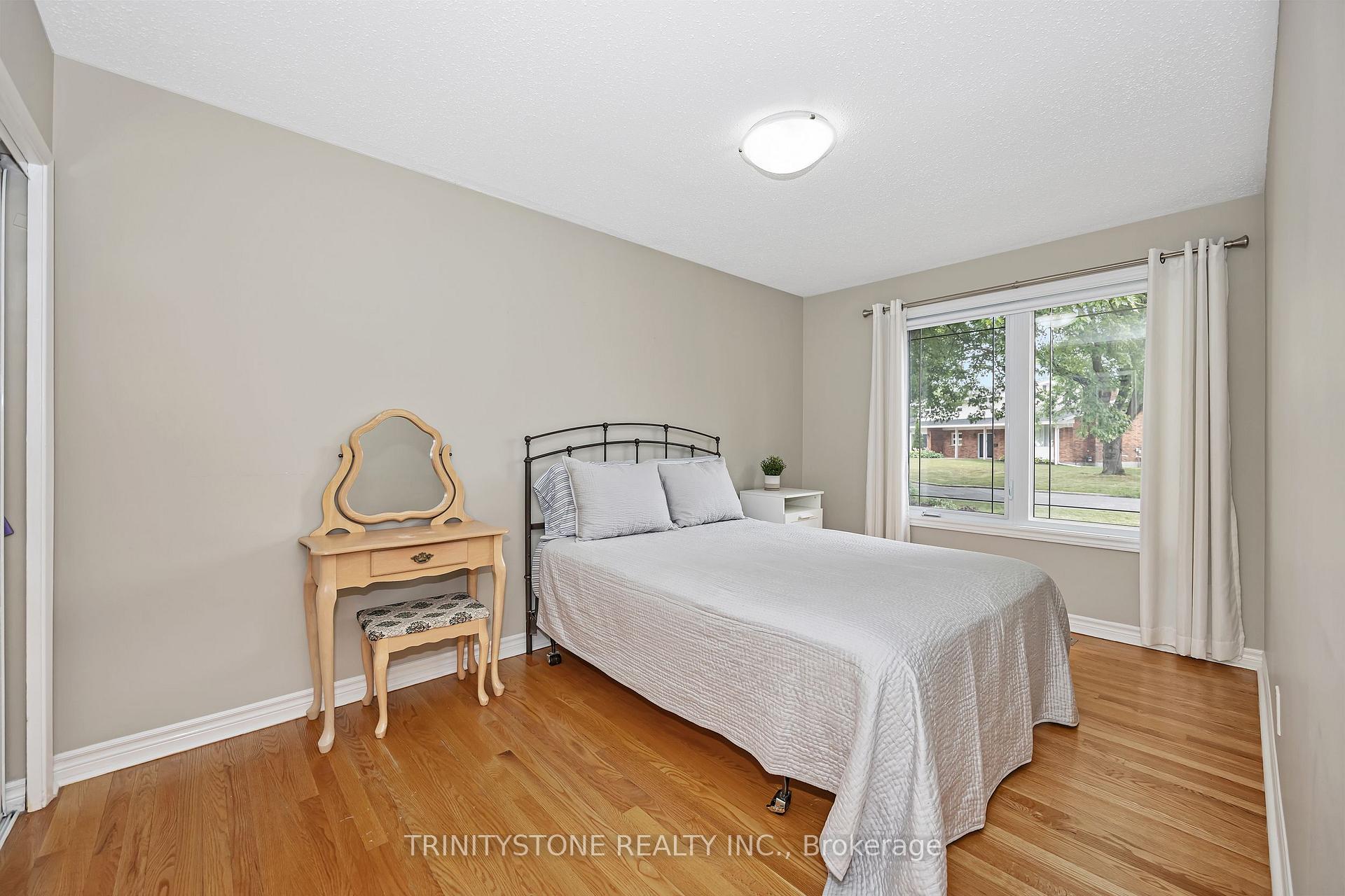Photo 25 of 23 Mohawk Crescent, Ottawa, Bruce Farm/Graham Park/Qualicum/Bellands — HOMEH