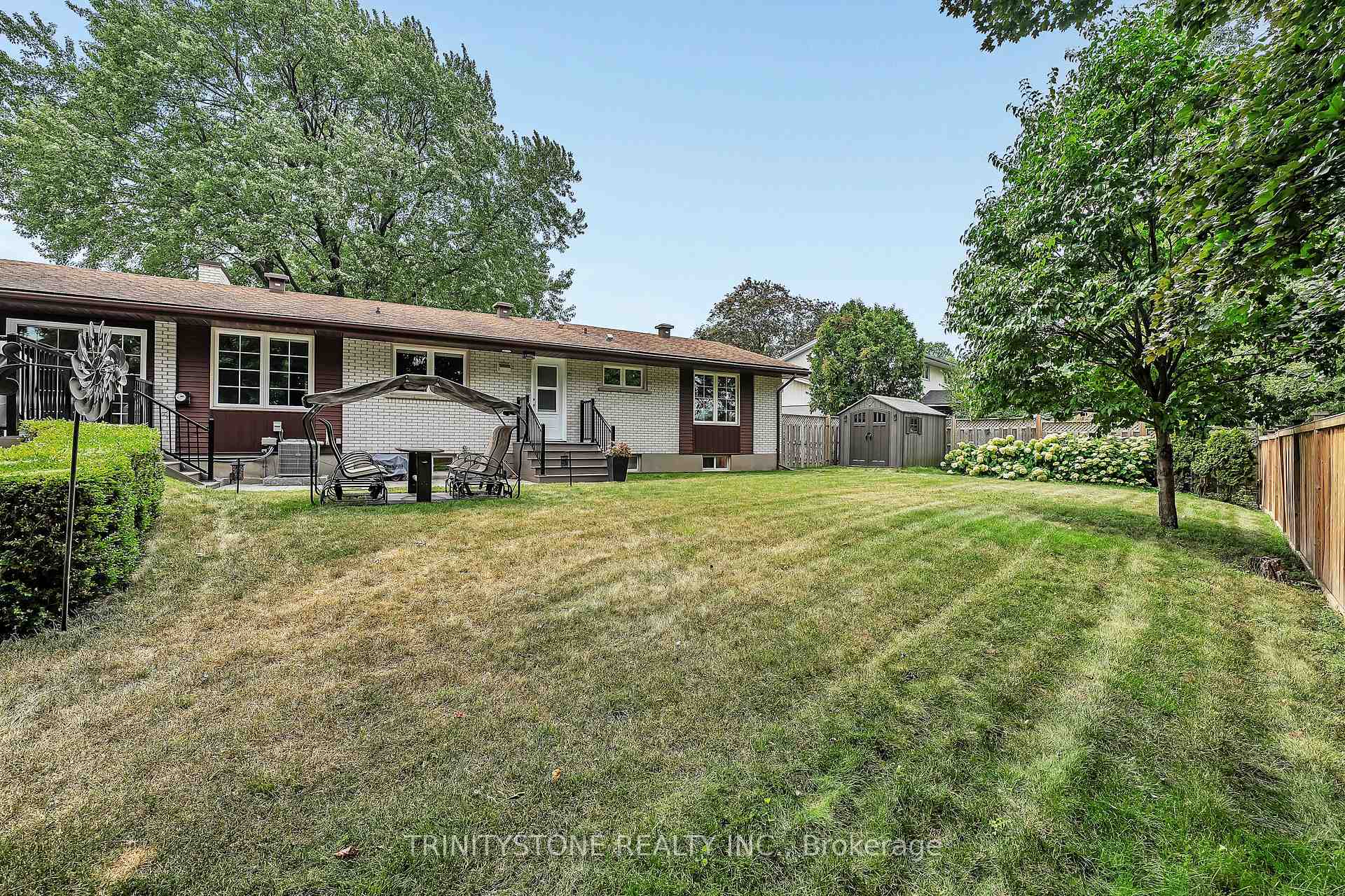 Photo 44 of 23 Mohawk Crescent, Ottawa, Bruce Farm/Graham Park/Qualicum/Bellands — HOMEH