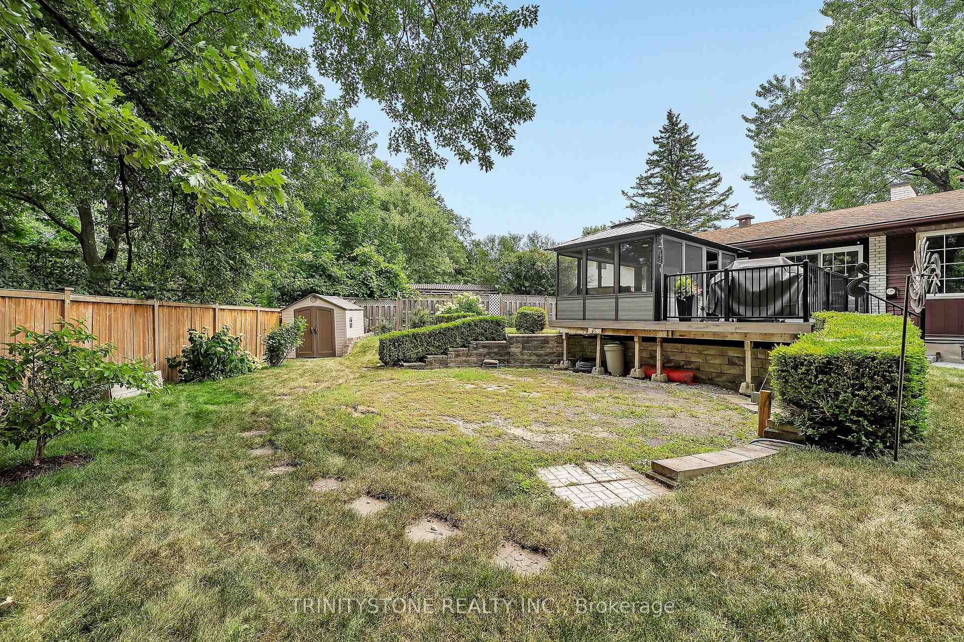 Photo 45 of 23 Mohawk Crescent, Ottawa, Bruce Farm/Graham Park/Qualicum/Bellands — HOMEH