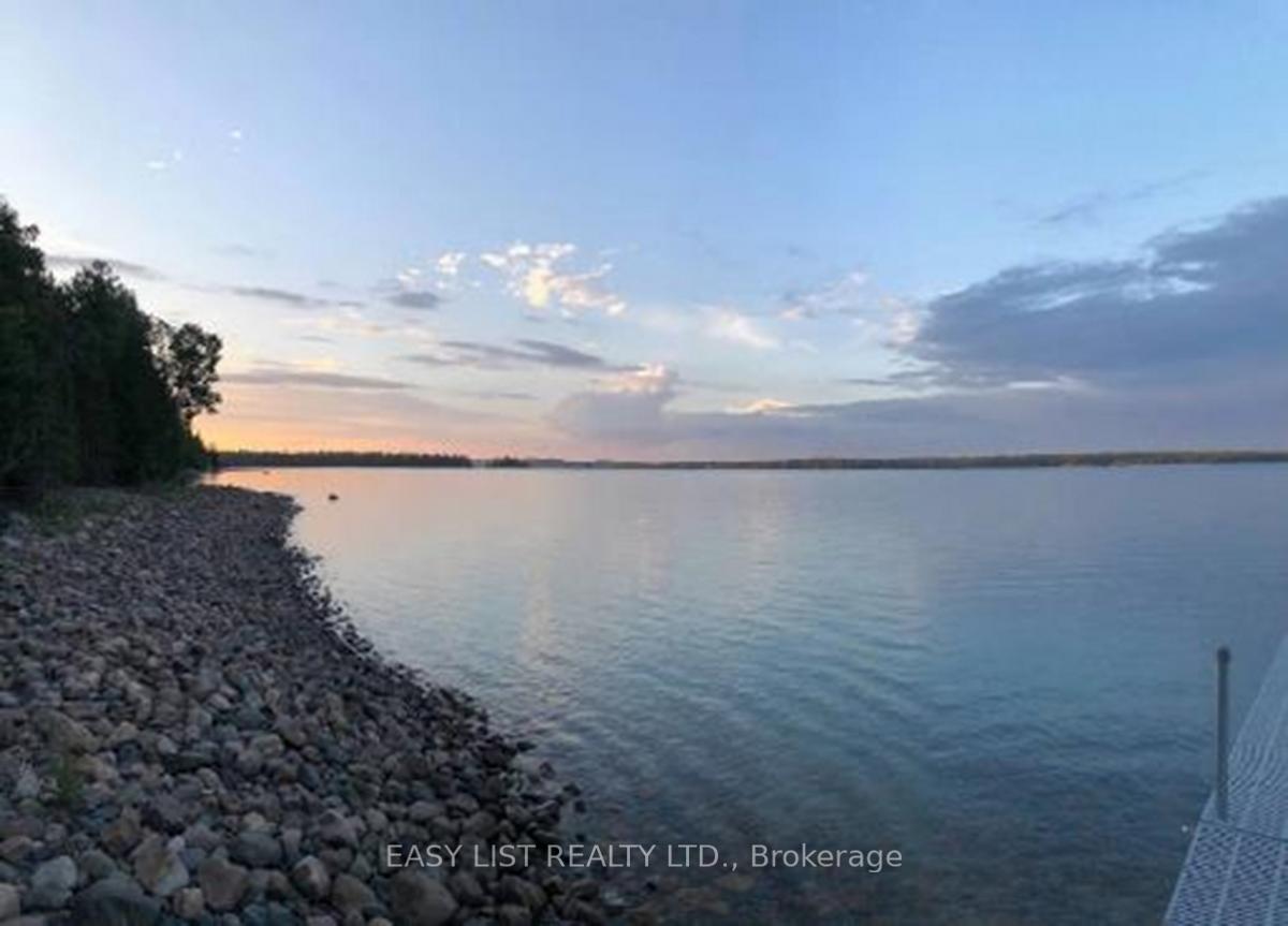 Photo 2 of 2352 Canoe Point Road, St. Joseph — HOMEH