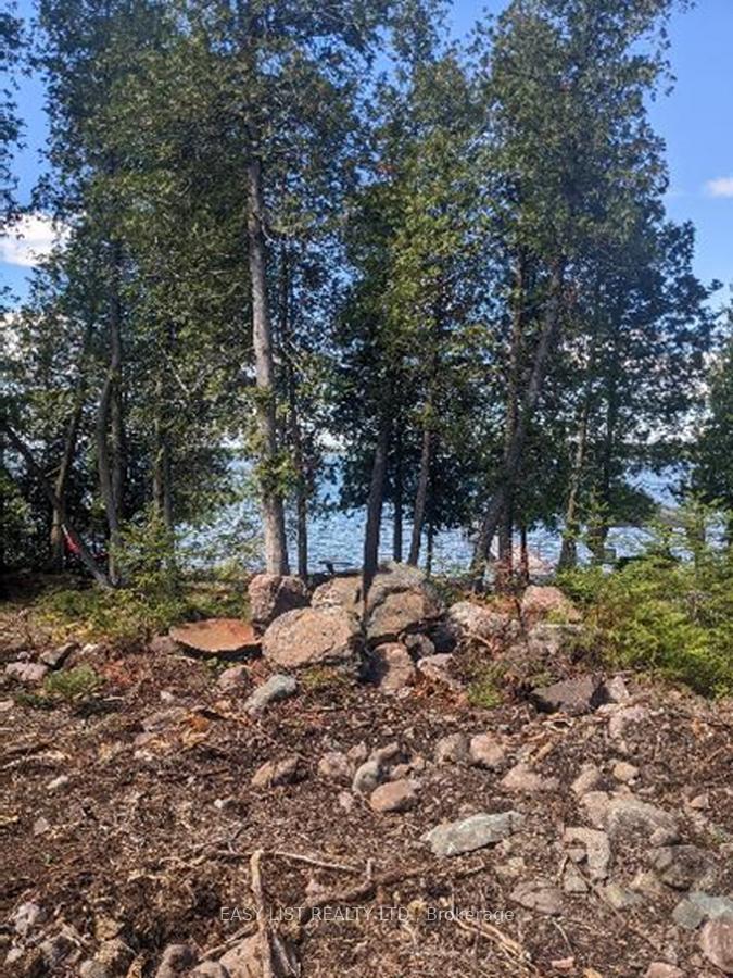 Photo 3 of 2352 Canoe Point Road, St. Joseph — HOMEH