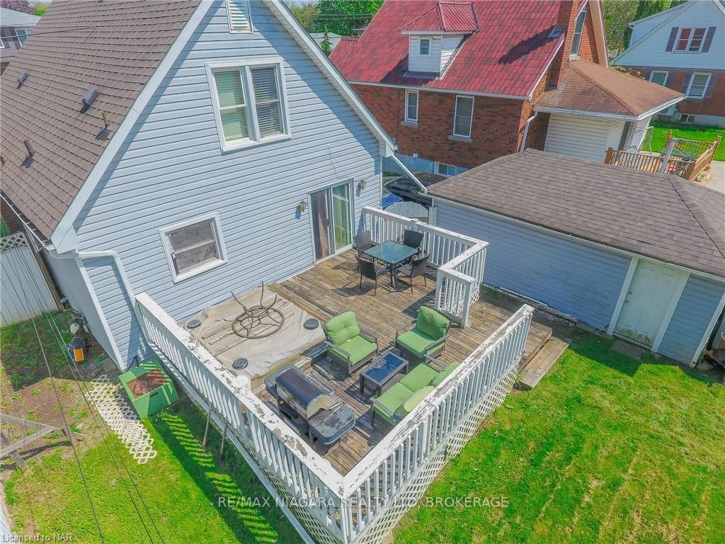 Photo 11 of 125 Haig Street, St. Catharines, Haig — HOMEH