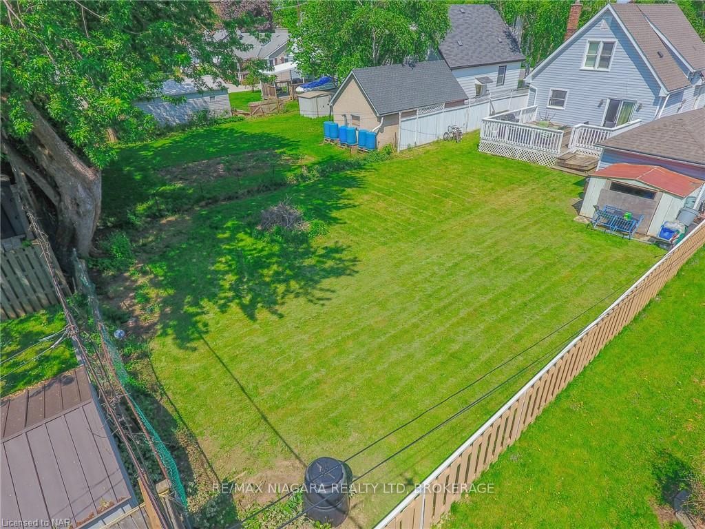 Photo 12 of 125 Haig Street, St. Catharines, Haig — HOMEH