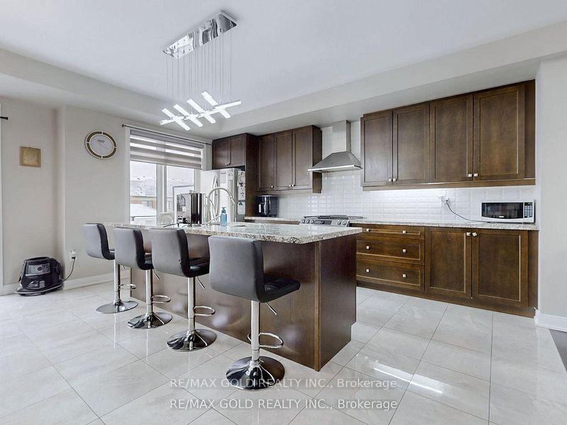 Photo 10 of 337 Veterans Drive, Brampton, Northwest Brampton — HOMEH