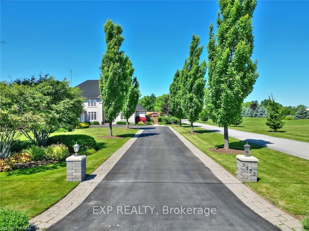 Photo 2 of 1453 Gregory Road, St. Catharines, Rural Fourth — HOMEH