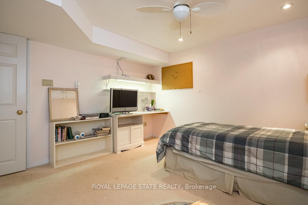 Photo 28 of 60 Redfern Avenue, Hamilton, Mountview — HOMEH