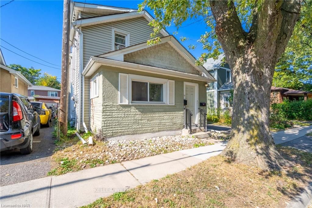 Front of 13 Woodland Avenue