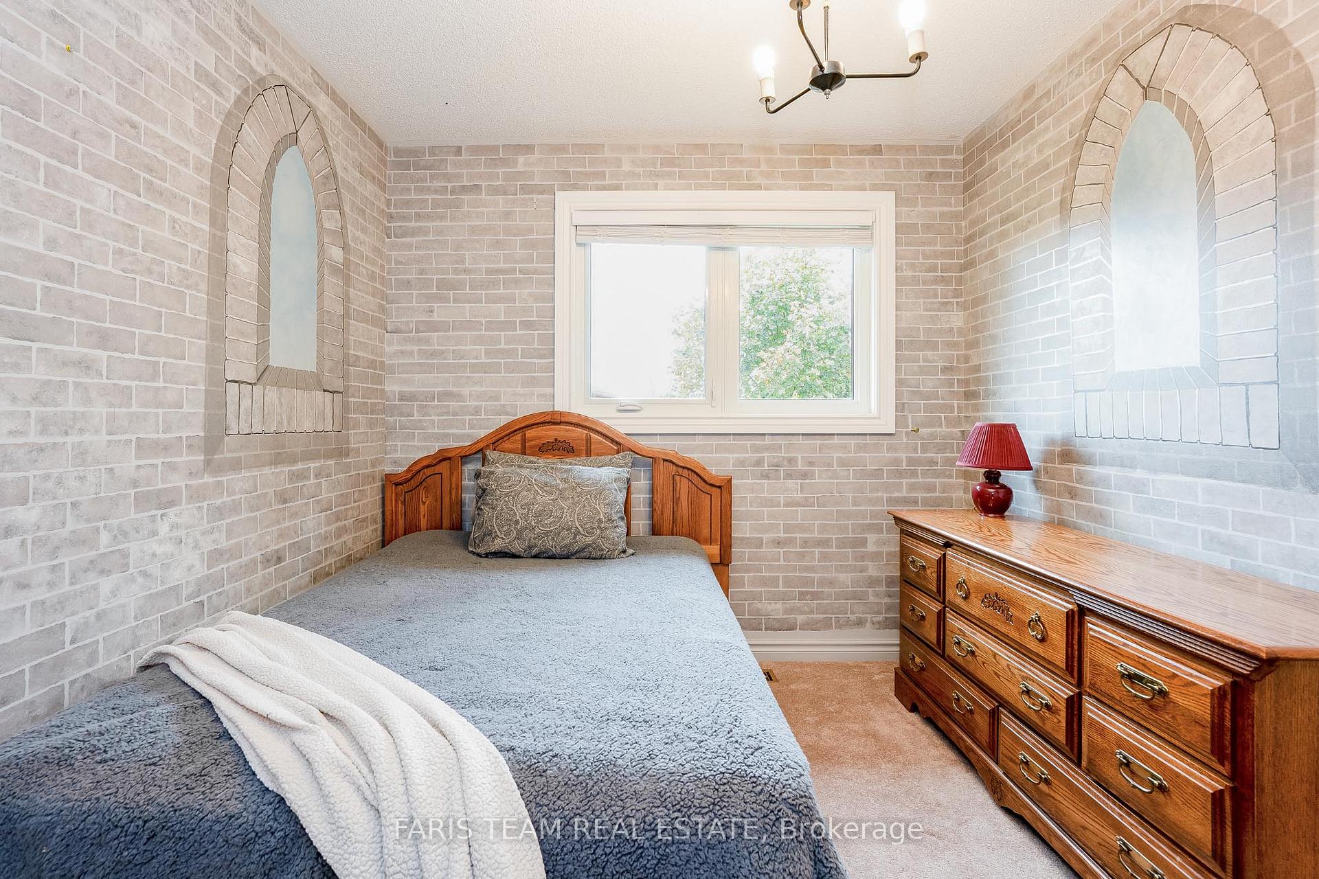 Photo 8 of 50 James Street, Barrie, Ardagh — HOMEH