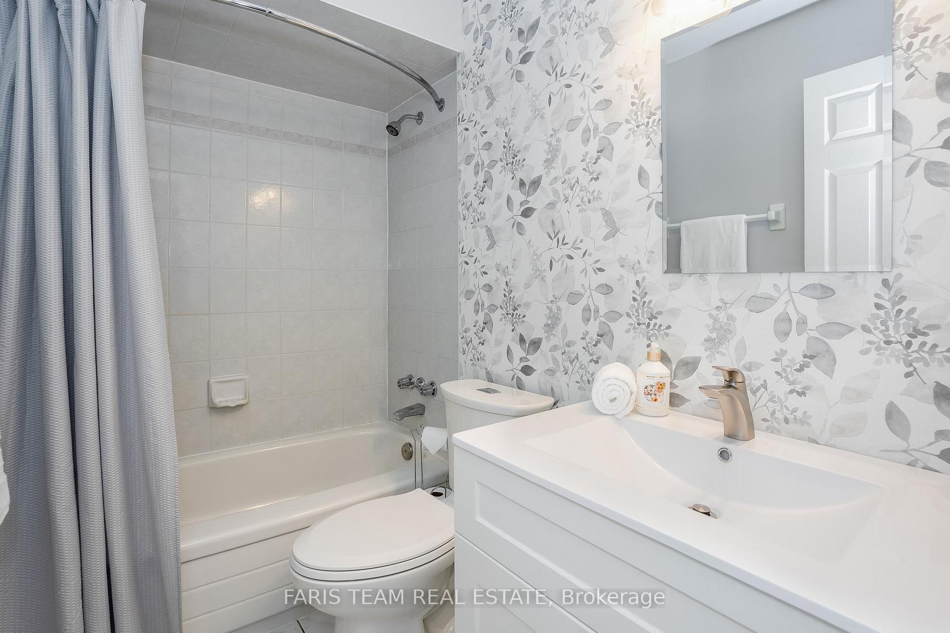 Photo 15 of 50 James Street, Barrie, Ardagh — HOMEH