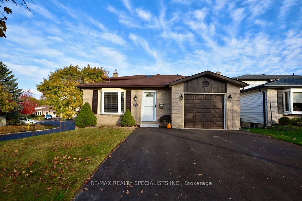Photo 1 of 26 Doris Drive, Barrie, Allandale Heights — HOMEH