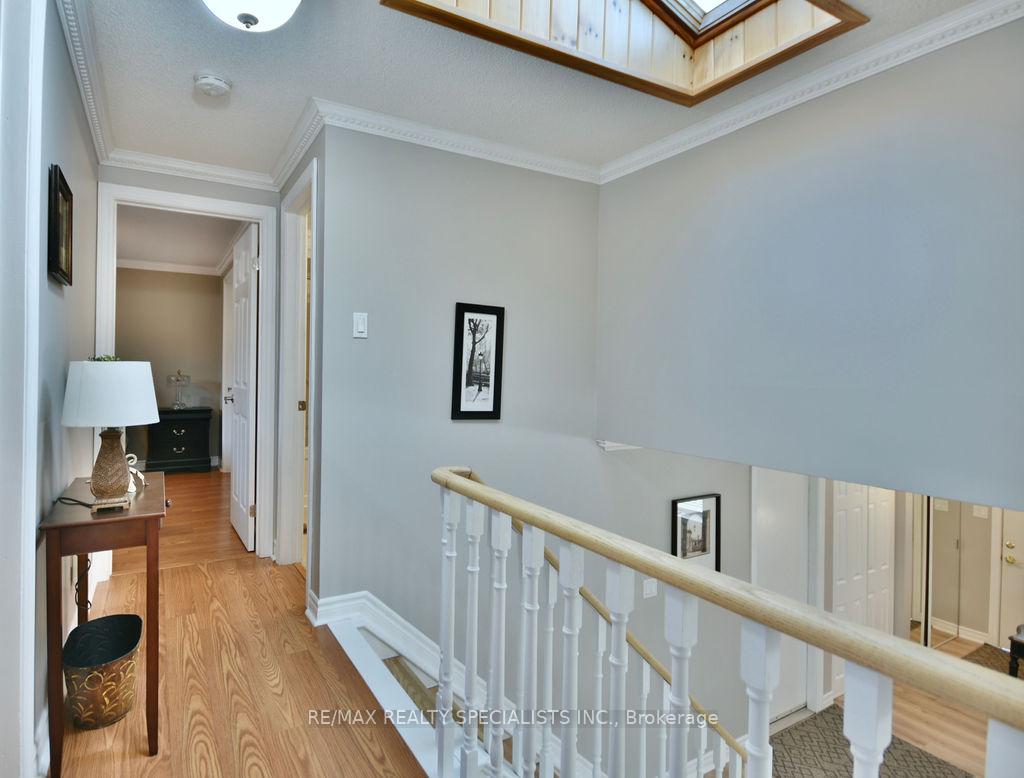 Photo 21 of 26 Doris Drive, Barrie, Allandale Heights — HOMEH