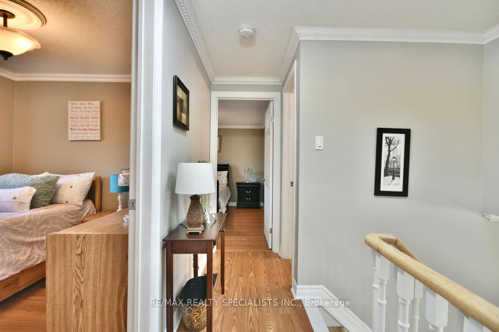 Photo 22 of 26 Doris Drive, Barrie, Allandale Heights — HOMEH
