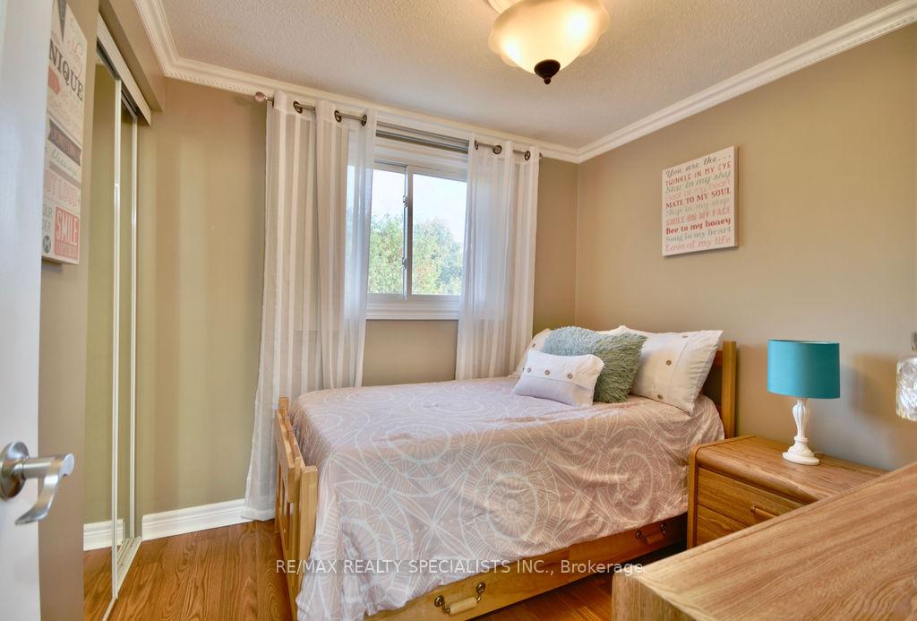 Photo 26 of 26 Doris Drive, Barrie, Allandale Heights — HOMEH