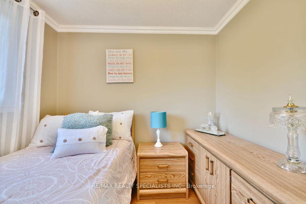 Photo 27 of 26 Doris Drive, Barrie, Allandale Heights — HOMEH