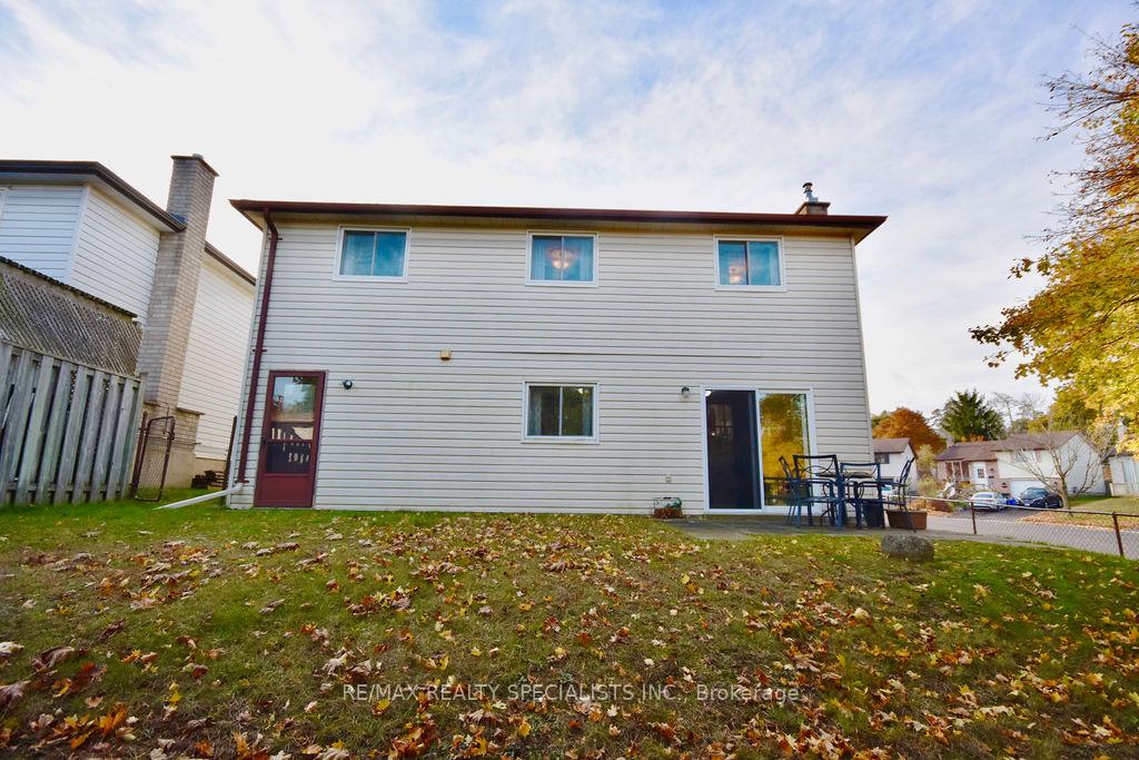 Photo 36 of 26 Doris Drive, Barrie, Allandale Heights — HOMEH