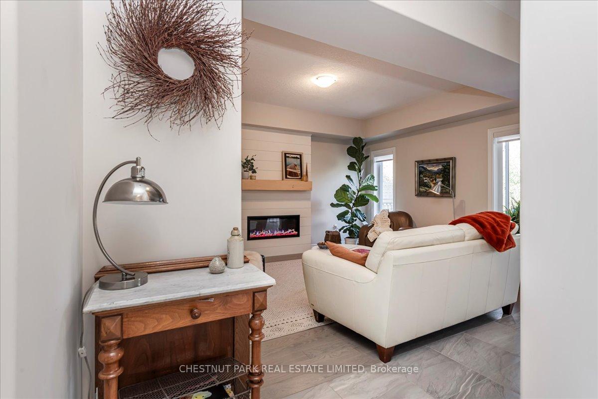 Photo 5 of 64 Foley Crescent, Collingwood — HOMEH