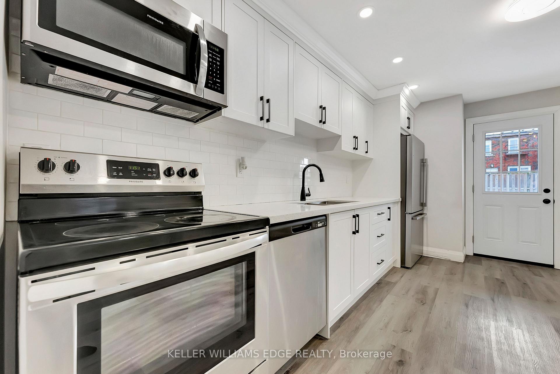 Photo 11 of 68 Harrison Avenue, Hamilton, Homeside — HOMEH