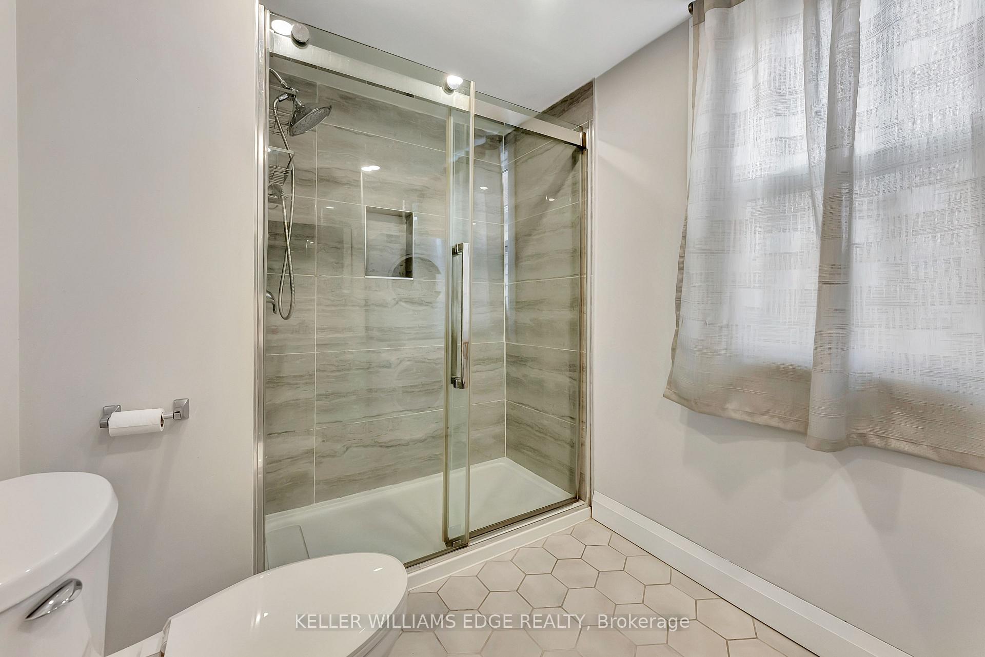 Photo 17 of 68 Harrison Avenue, Hamilton, Homeside — HOMEH