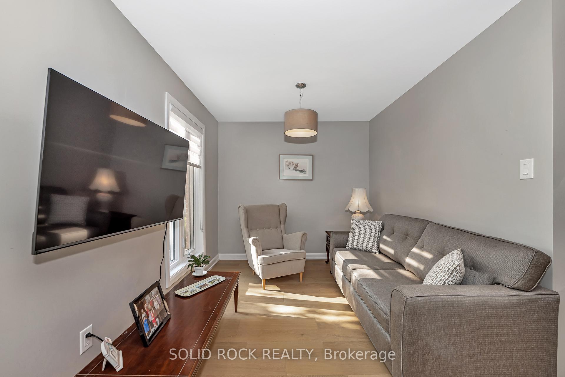 Photo 9 of 1229 Erindale Drive, Ottawa, Copeland Park — HOMEH