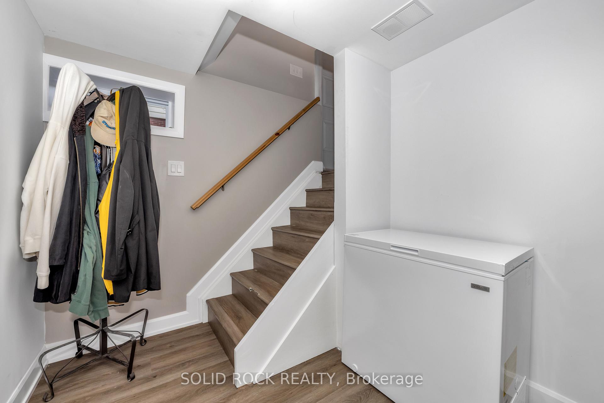 Photo 20 of 1229 Erindale Drive, Ottawa, Copeland Park — HOMEH