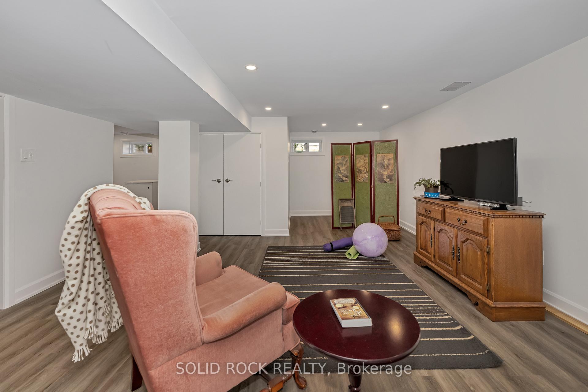 Photo 25 of 1229 Erindale Drive, Ottawa, Copeland Park — HOMEH