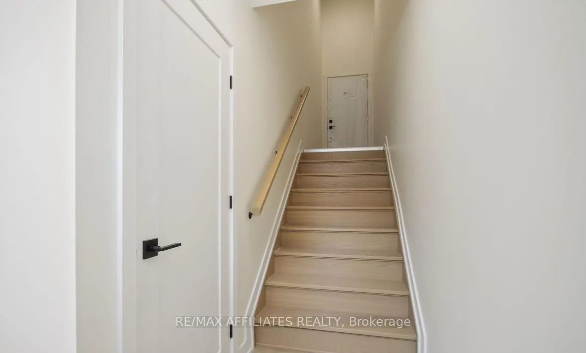 Photo 3 of Unit A2, 241 Breezehill Avenue S, Ottawa, West Centre Town — HOMEH