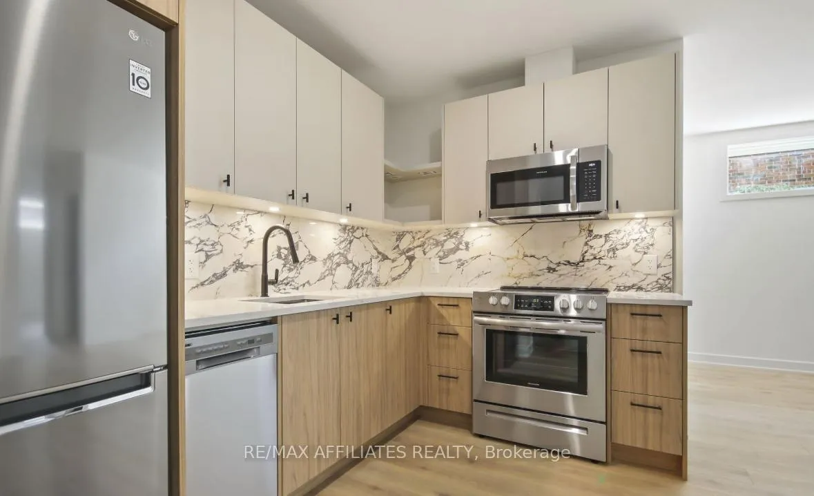 Photo 4 of Unit A2, 241 Breezehill Avenue S, Ottawa, West Centre Town — HOMEH