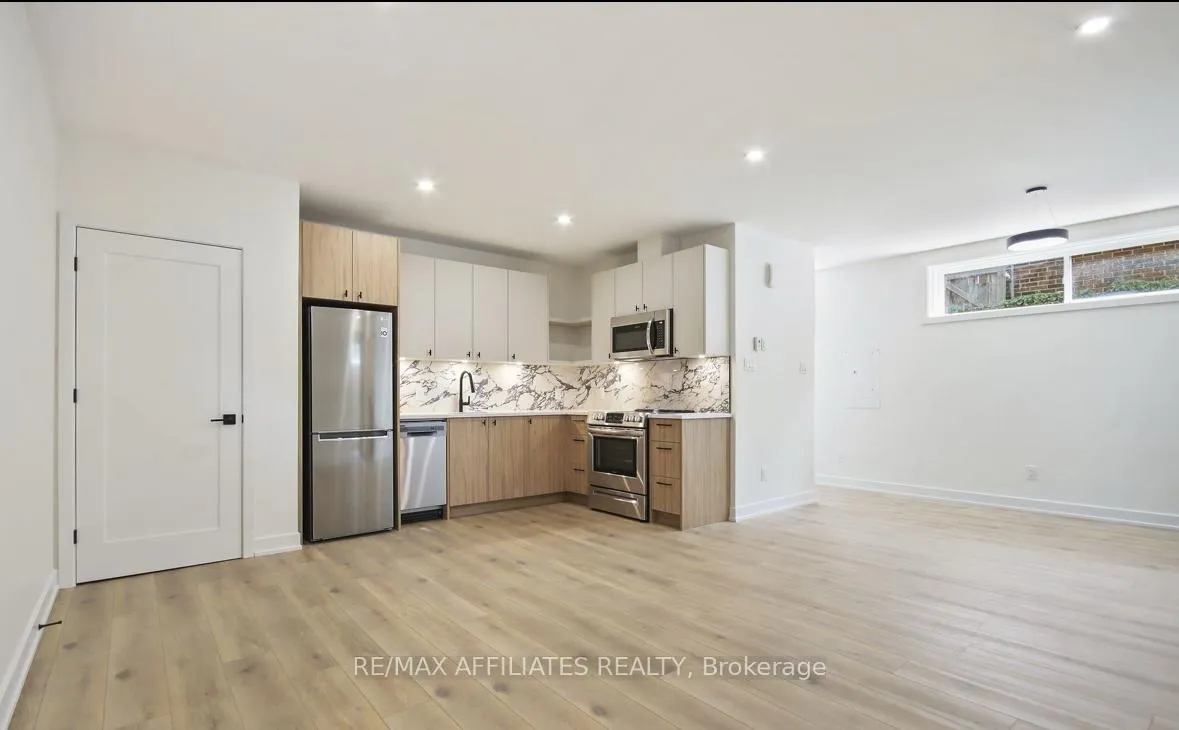 Photo 5 of Unit A2, 241 Breezehill Avenue S, Ottawa, West Centre Town — HOMEH