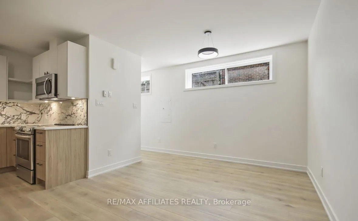 Photo 8 of Unit A2, 241 Breezehill Avenue S, Ottawa, West Centre Town — HOMEH