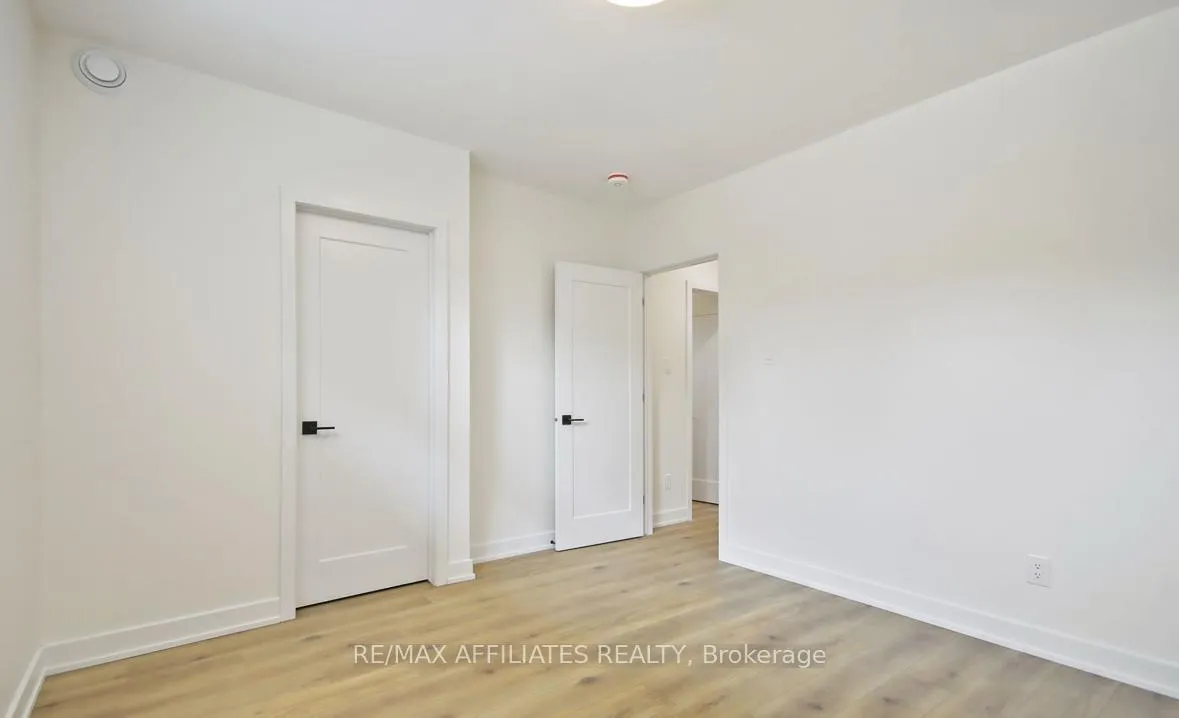 Photo 9 of Unit A2, 241 Breezehill Avenue S, Ottawa, West Centre Town — HOMEH