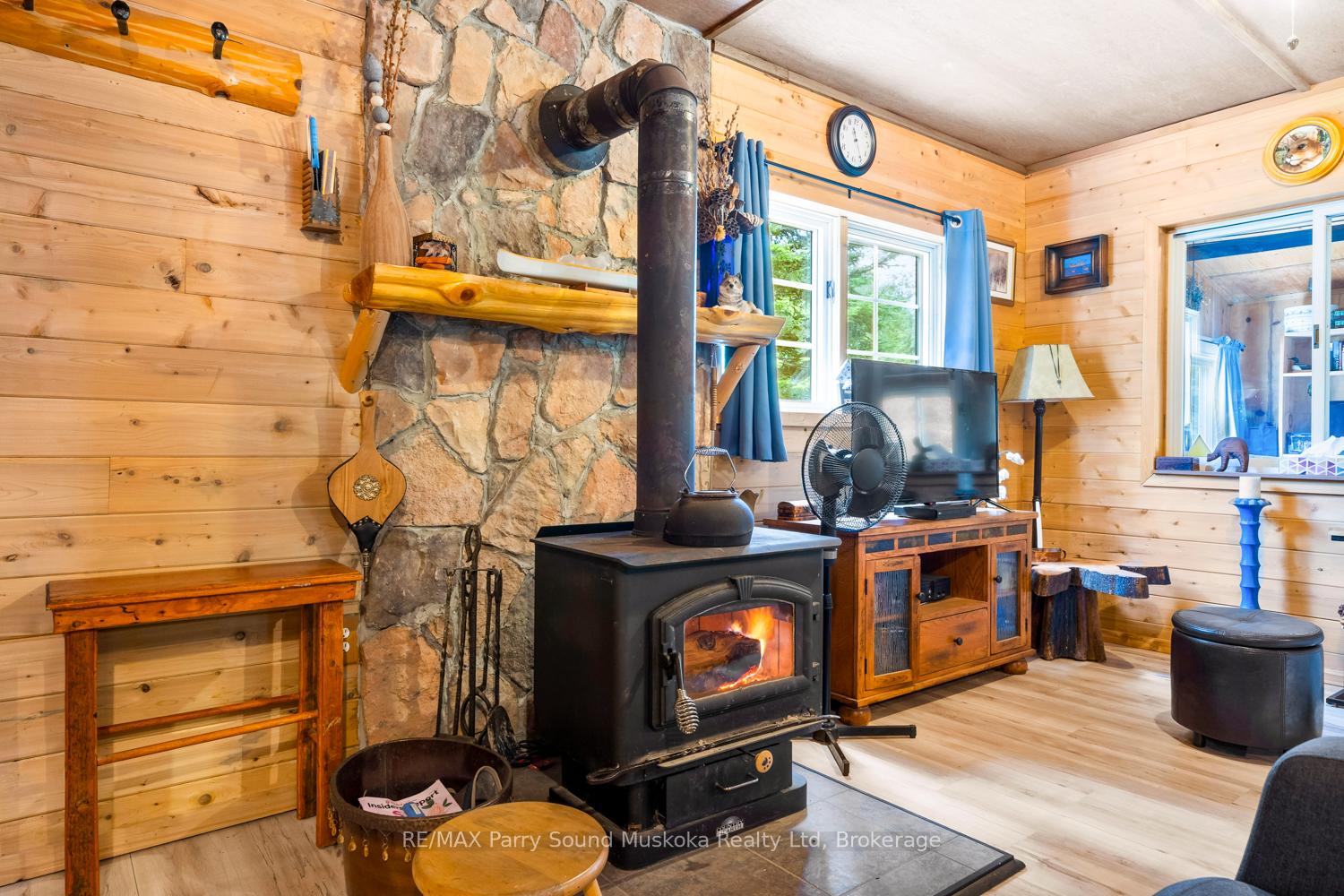 Photo 24 of 16C Magnet Road, Magnetawan, Ahmic Harbour — HOMEH