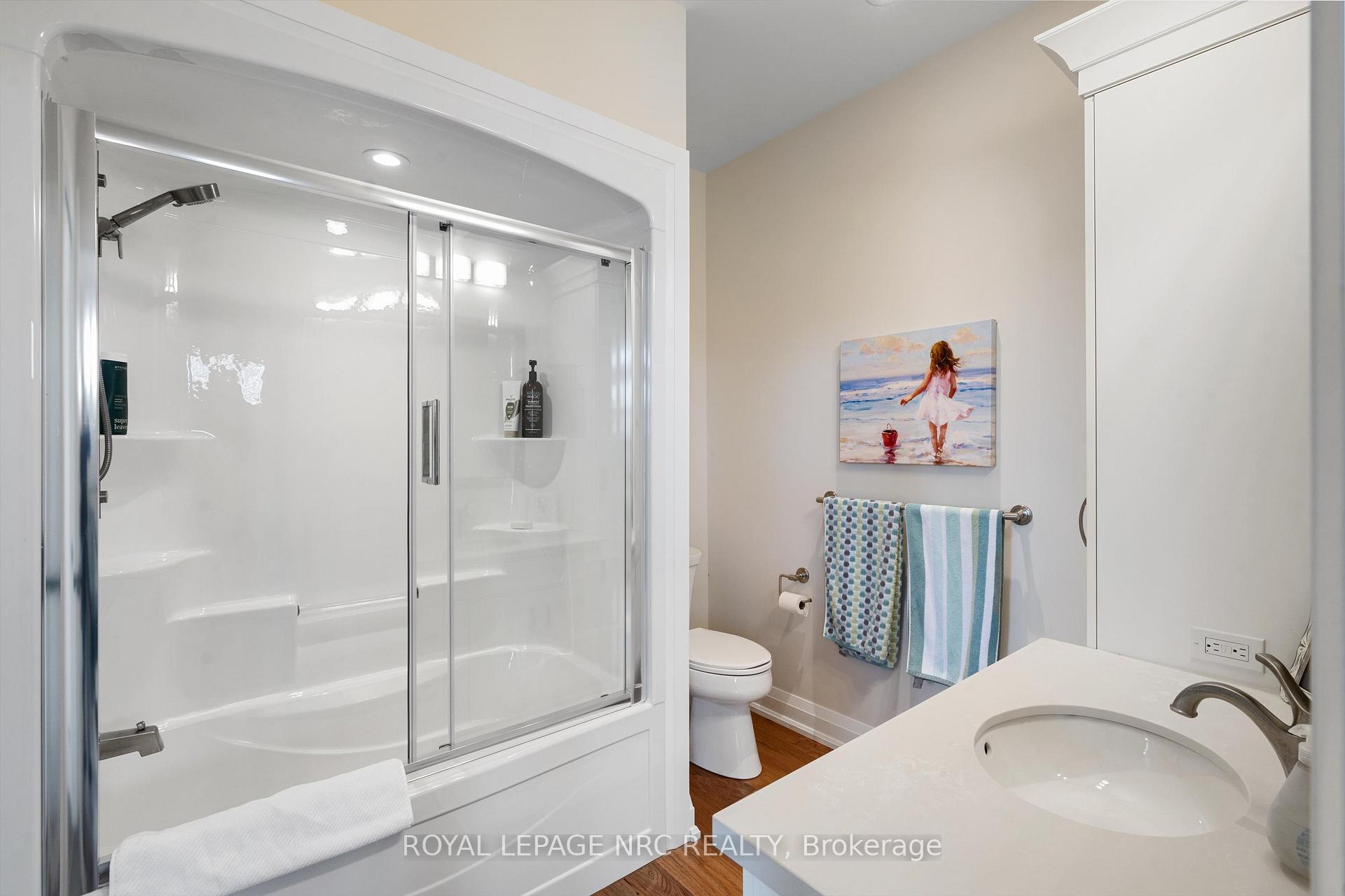 Photo 30 of 6 Rodman Hall Drive, St. Catharines, Western Hill — HOMEH