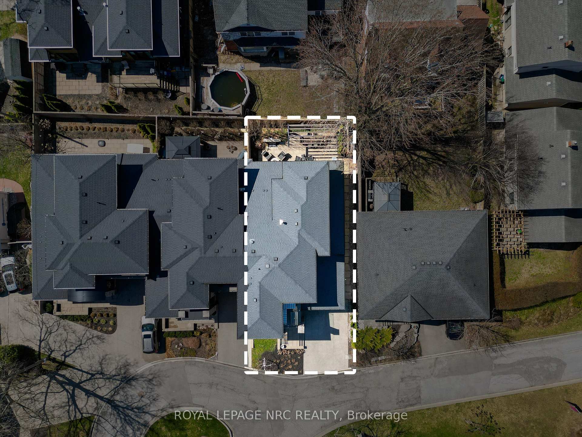 Photo 44 of 6 Rodman Hall Drive, St. Catharines, Western Hill — HOMEH