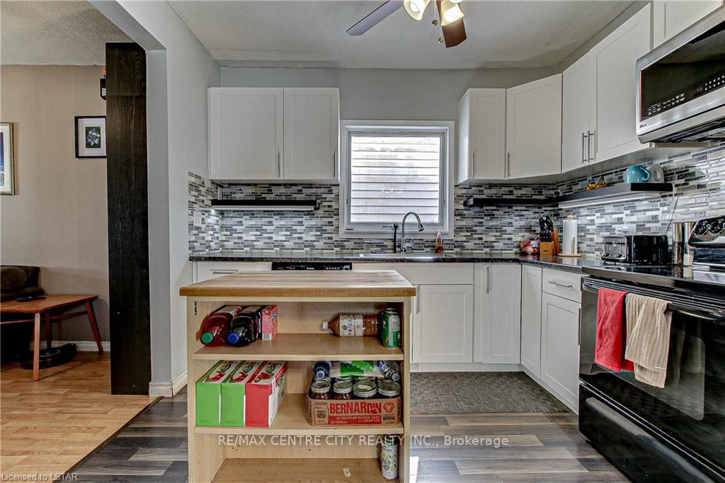 Photo 6 of 92 Hiawatha Street, St. Thomas — HOMEH
