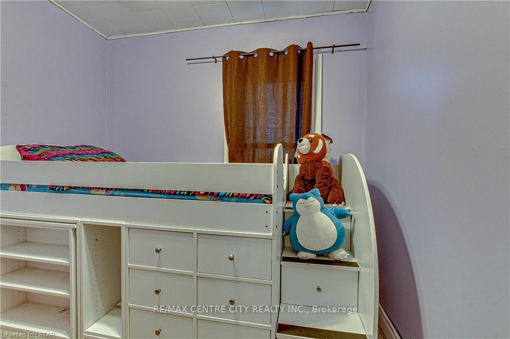 Photo 19 of 92 Hiawatha Street, St. Thomas — HOMEH
